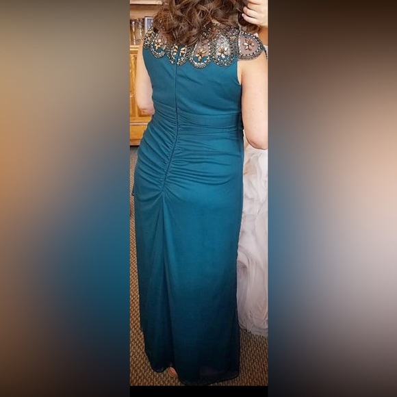 Xscape Mother of the Bride Formal Dress Evening Gown - Picture 4 of 6